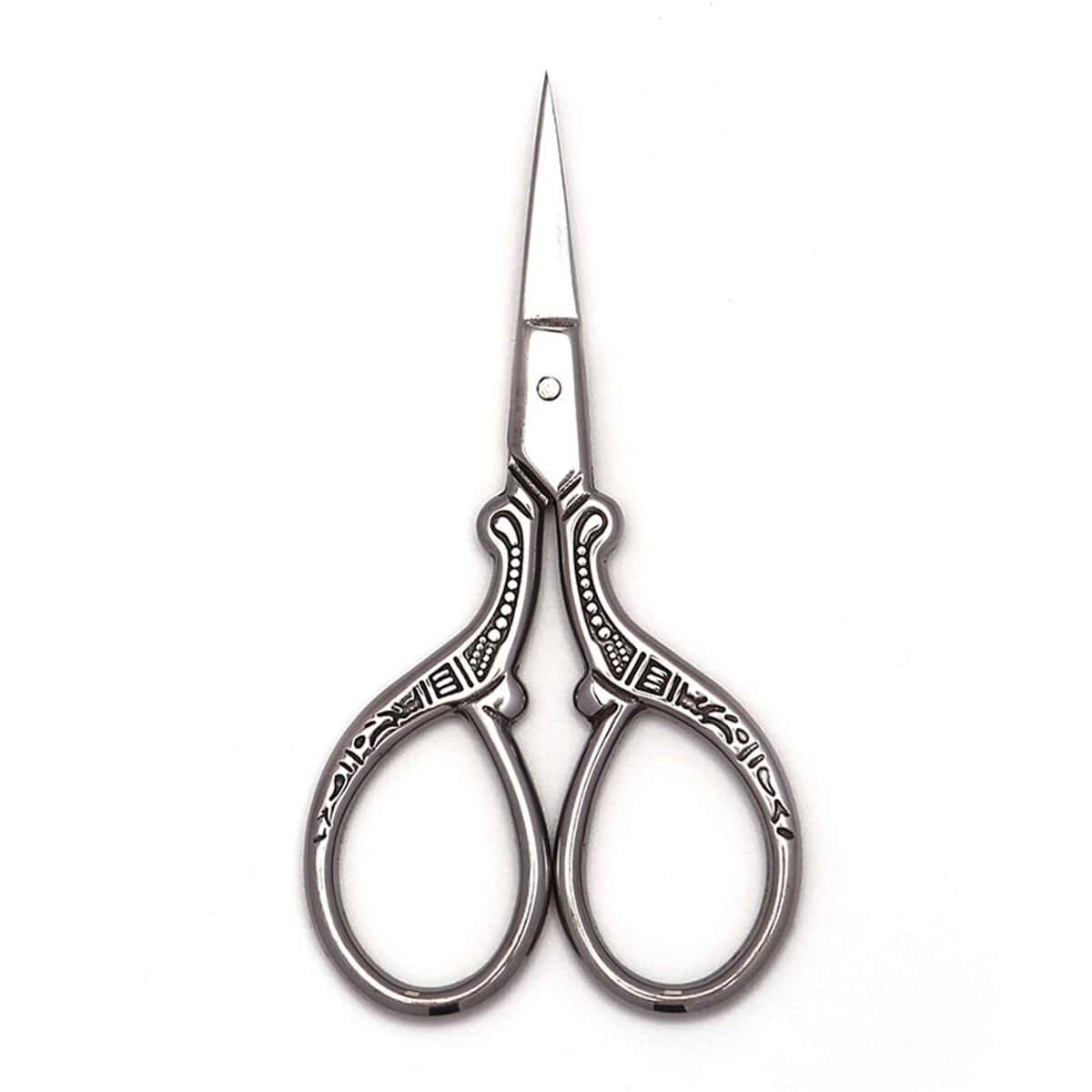 Cuticle Scissors Silver Scaled 1.jpg