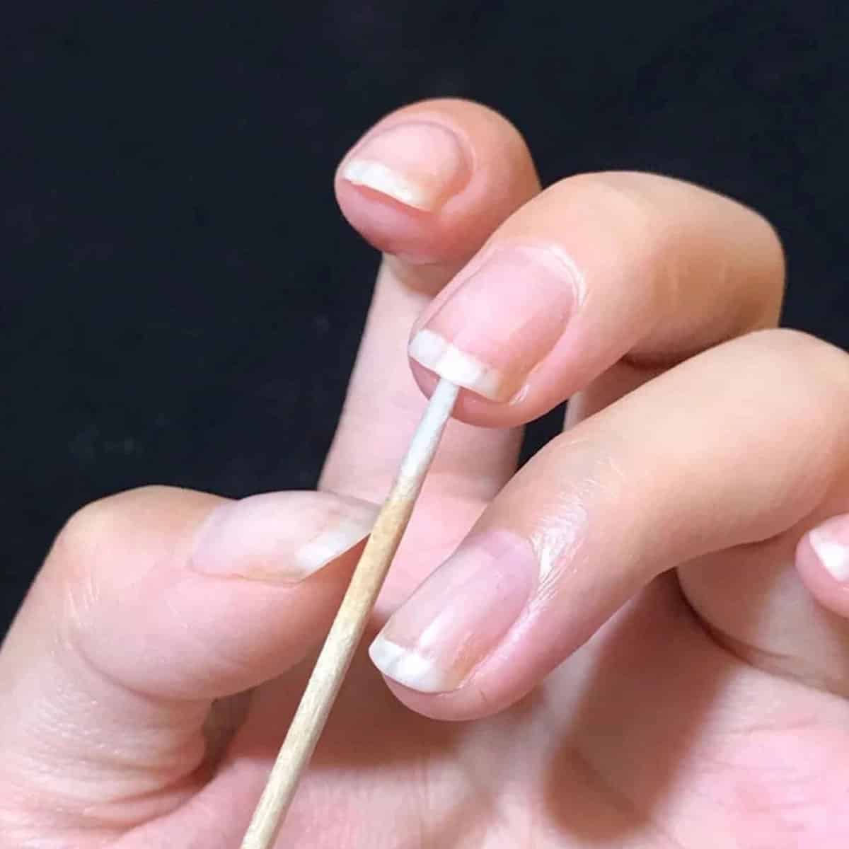 Nails Wood Stick Cotton Swab G2 Scaled 1.jpg