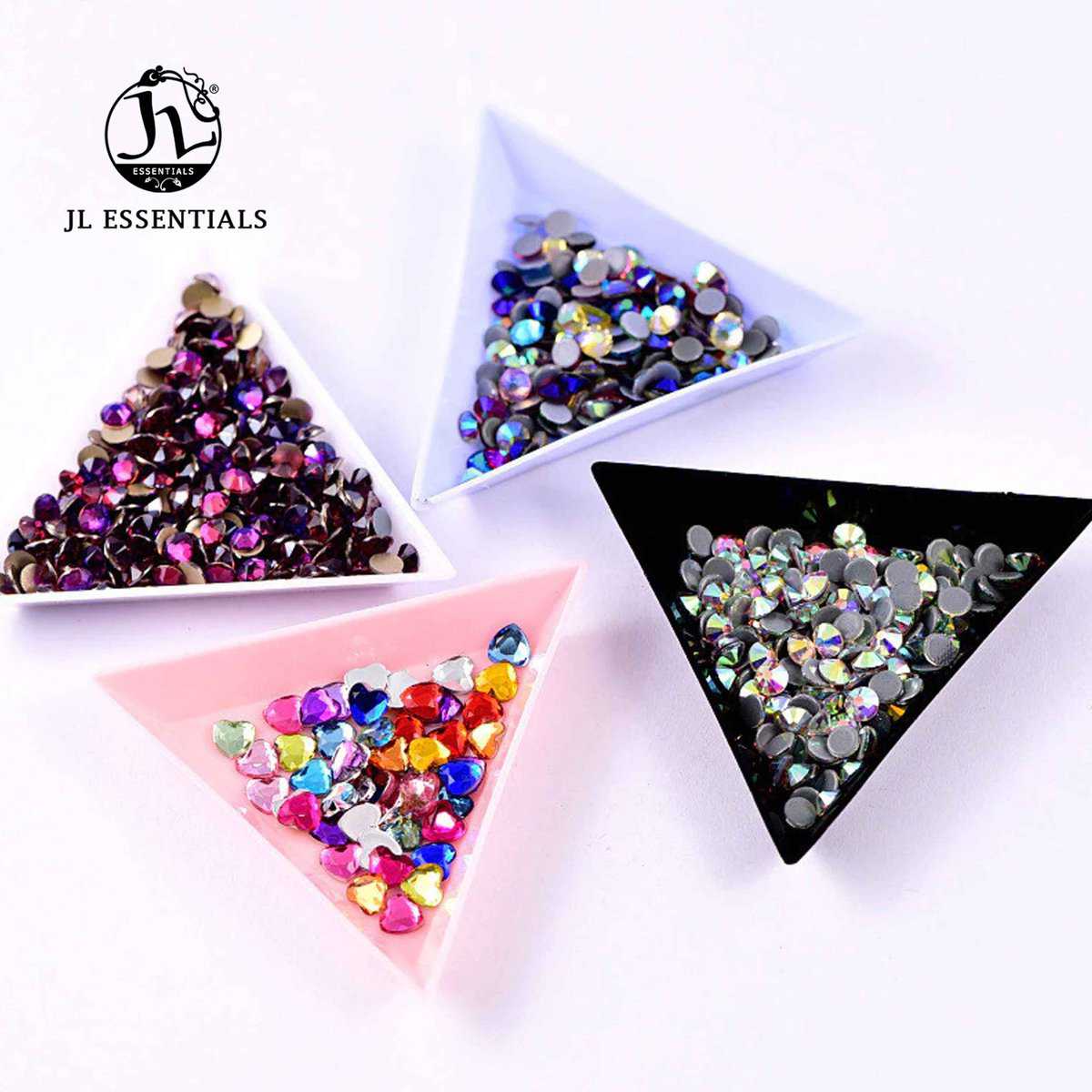 Triangle Nail Art Plate P1 Scaled 1.jpg